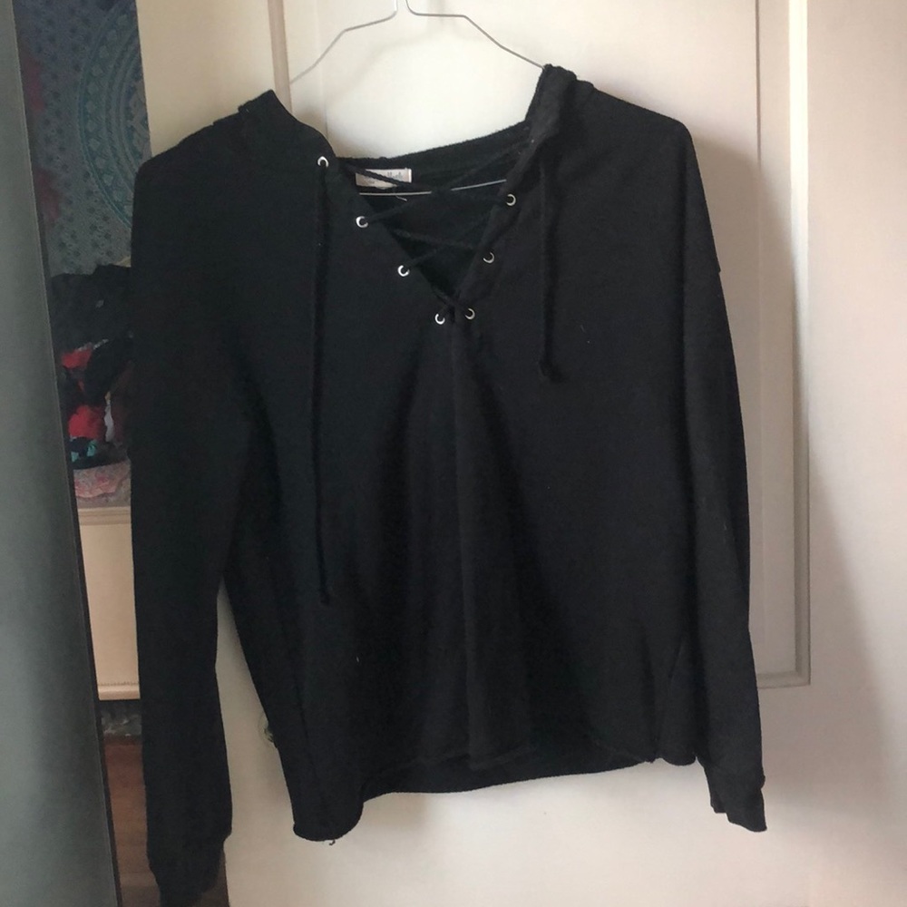 Hoodie with lace up V-neck